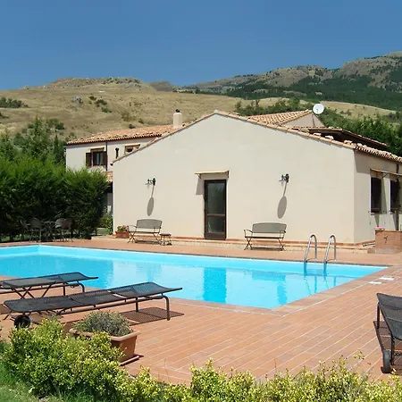 Agriturismo Terravecchia *